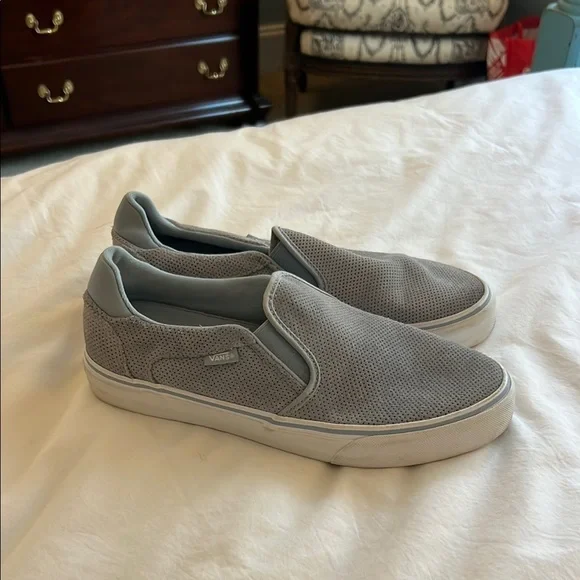 Vans women’s blue Slip-On Sneakers Blue suede shoes - Picture 3 of 5